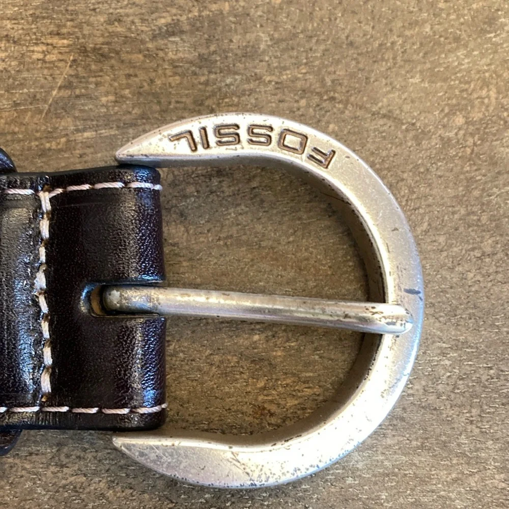 Fossil Men's Dark Brown Stitched Leather Belt Silver Tone Buckle Size M‎ Classic